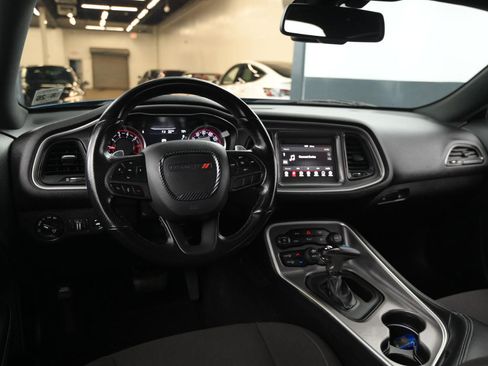 Used 2021 Dodge Challenger R/T image 31