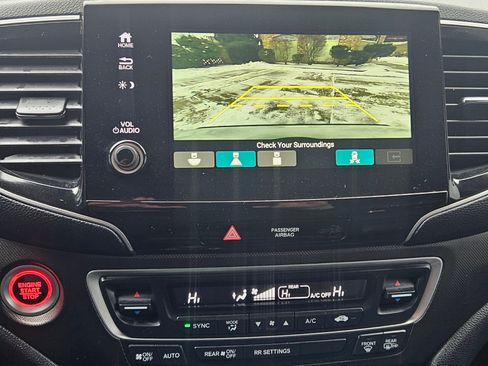 Used 2025 Honda Passport TrailSport image 26