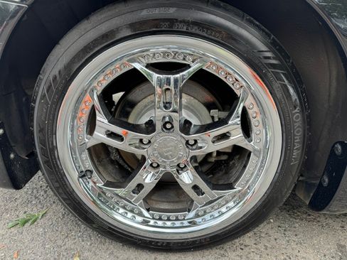 Used 2007 Nissan 350Z Roadster RWD image 29