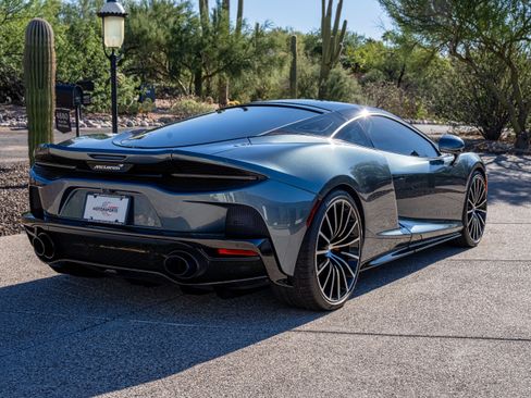 Used 2020 McLaren GT image 7