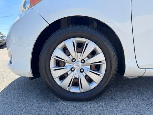 Used 2012 Toyota Yaris 2-Door Hatchback FWD image 14