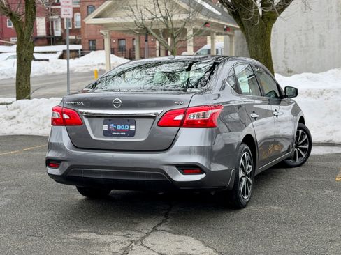 Used 2016 Nissan Sentra SV image 5