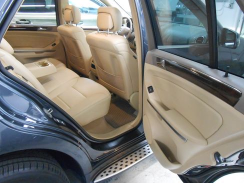 Used 2011 Mercedes-Benz ML 350 image 13