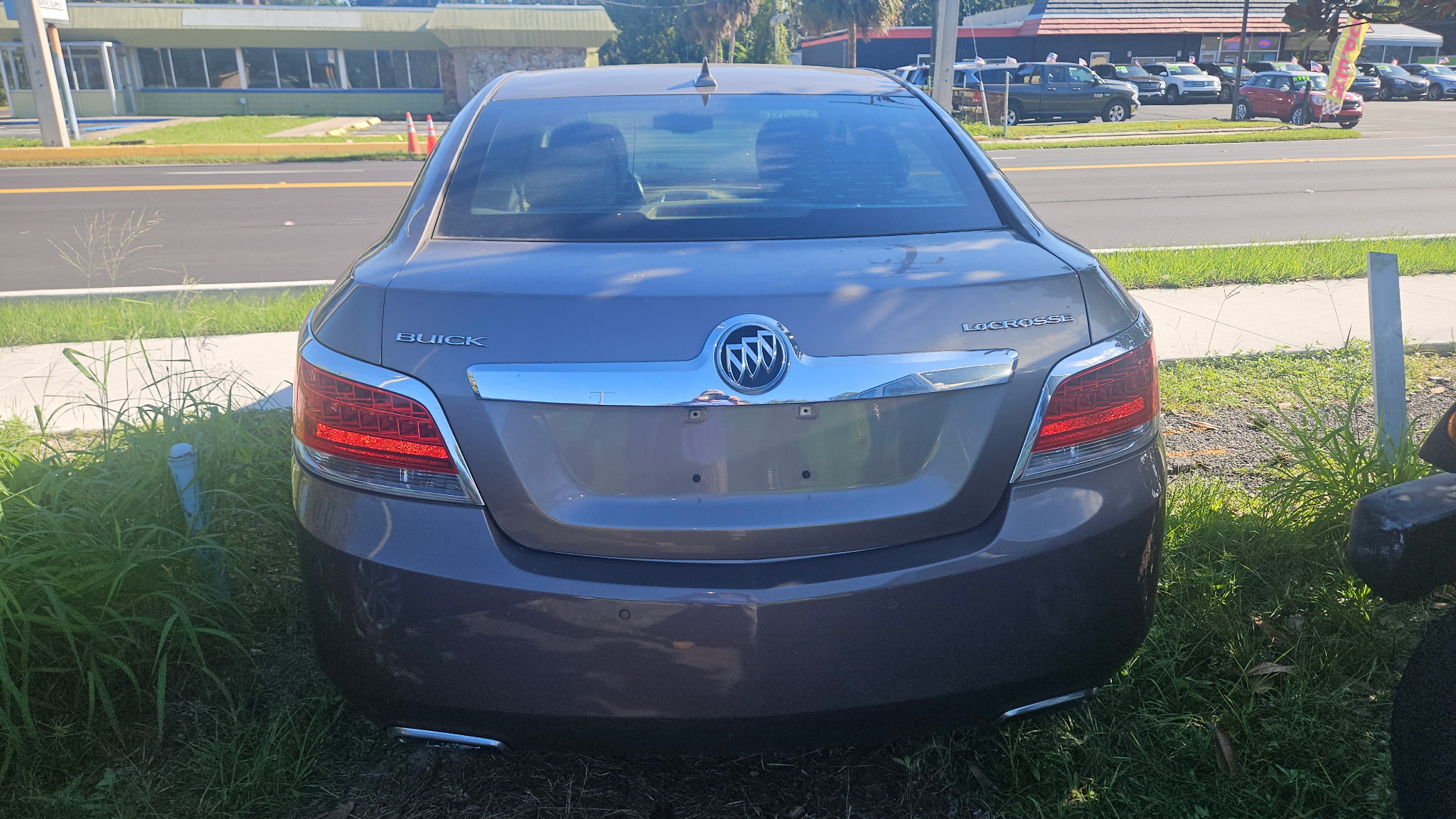 Used 2012 Buick LaCrosse Premium FWD image 1