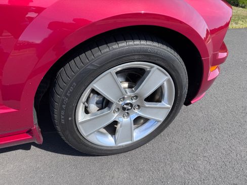 Used 2006 Ford Mustang GT Premium image 30