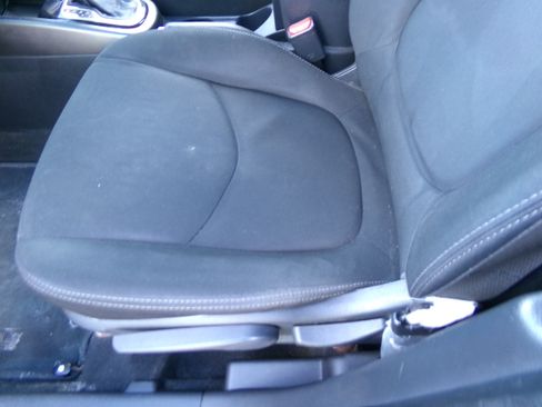 Used 2013 Kia Soul + image 9