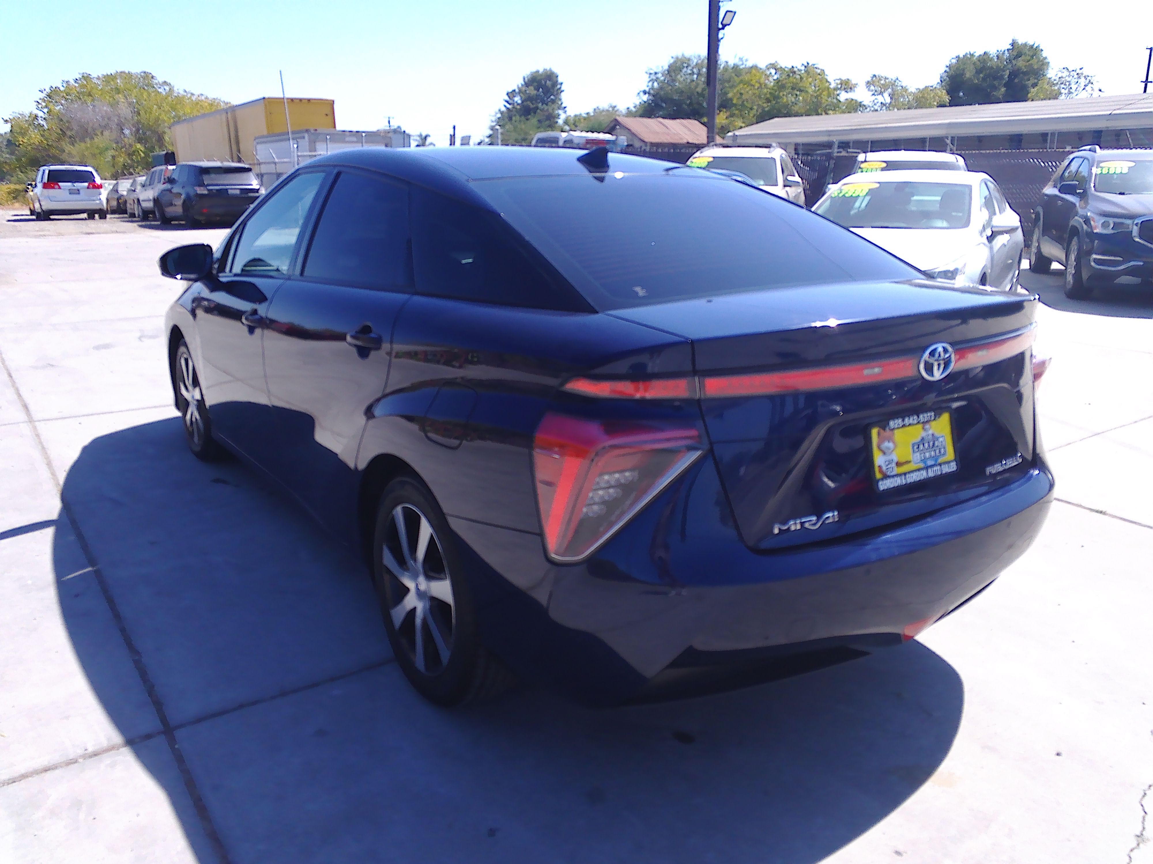 Used 2017 Toyota Mirai FWD image 3