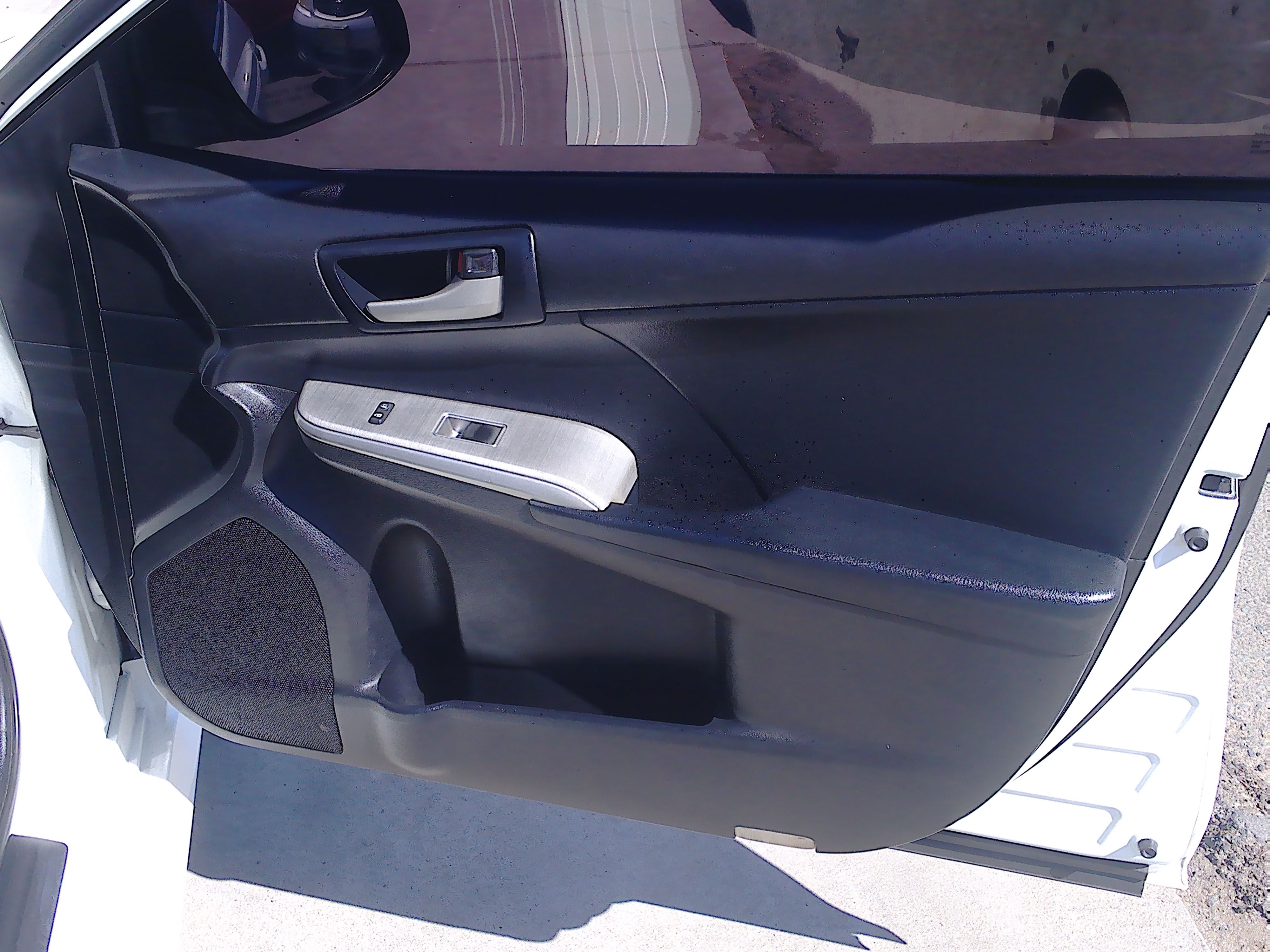 Used 2012 Toyota Camry SE V6 FWD image 11