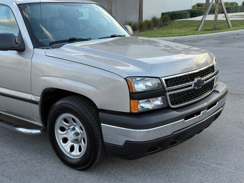 Used 2007 Chevrolet Silverado 1500 Classic W/T image 70
