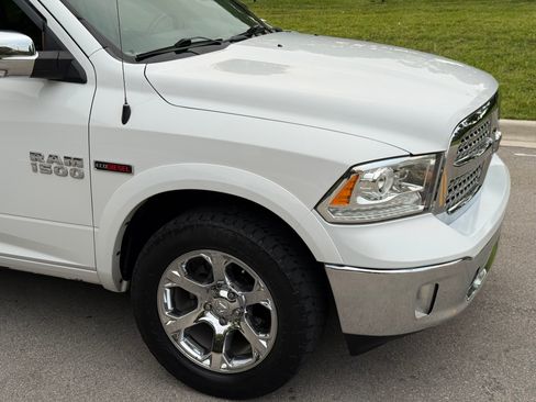 Used 2018 RAM 1500 2WD Crew Cab Laramie image 61