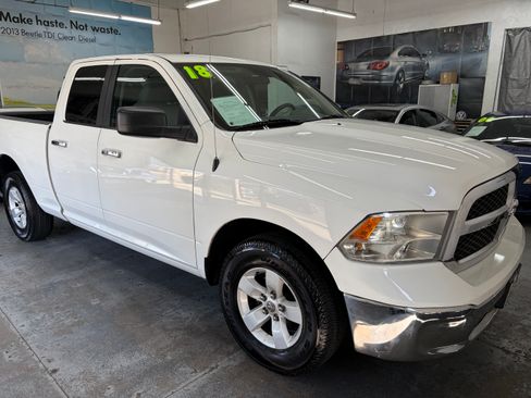 Used 2018 RAM 1500 2WD Quad Cab SLT image 9