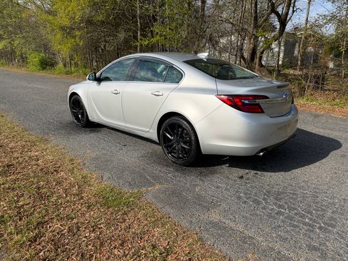 Used 2016 Buick Regal Premium image 28