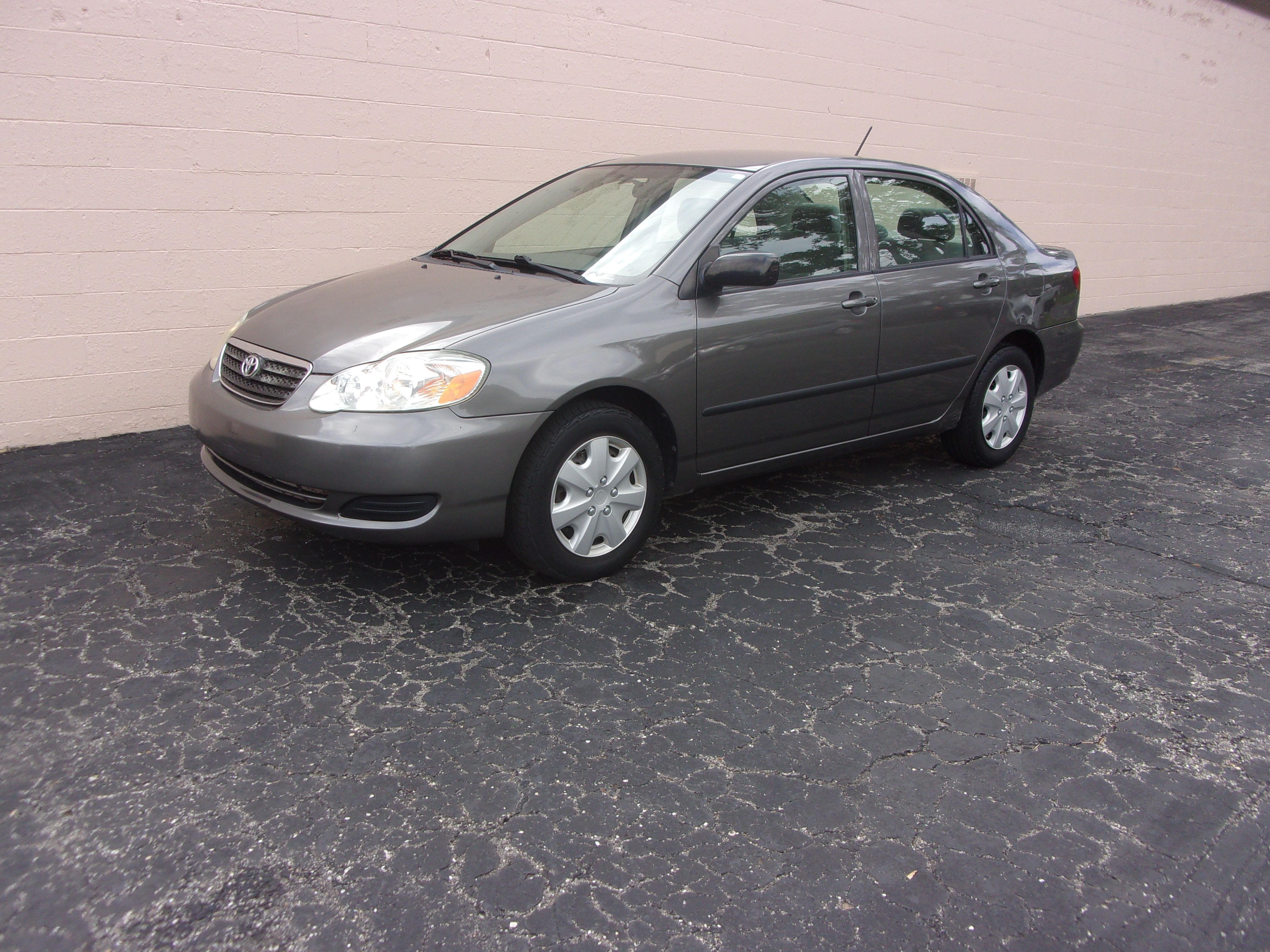 Used 2008 Toyota Corolla Sedan FWD image 1