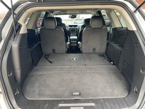 Used 2015 Chevrolet Traverse LTZ image 9