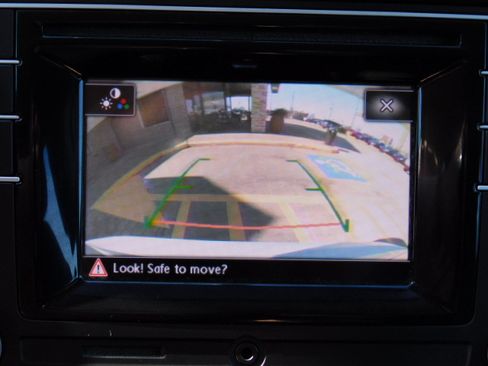 Used 2017 Volkswagen Passat 1.8T S image 16