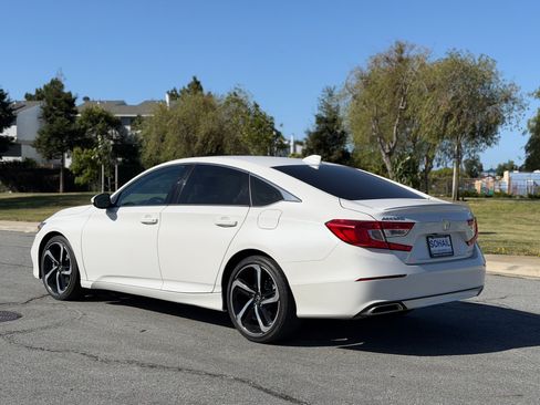 Used 2018 Honda Accord 1.5T Sport image 3
