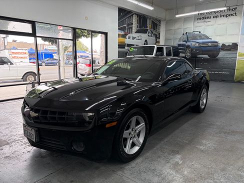 Used 2012 Chevrolet Camaro LS Coupe RWD image 1
