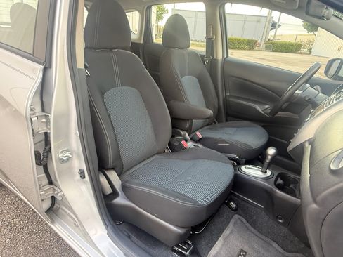 Used 2015 Nissan Versa Note SV image 13