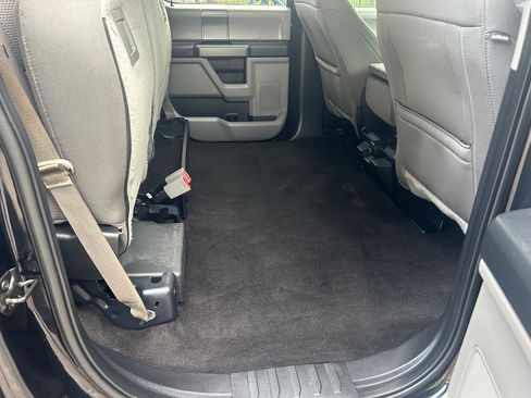 Used 2018 Ford F150 4x4 SuperCrew image 14