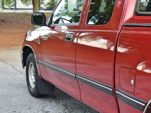 Used 1997 Toyota T100 SR5 image 14