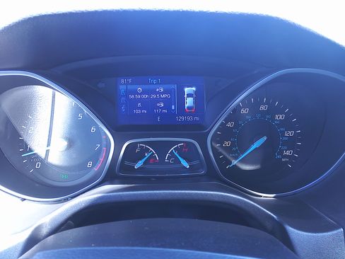 Used 2014 Ford Focus SE Hatchback FWD image 14