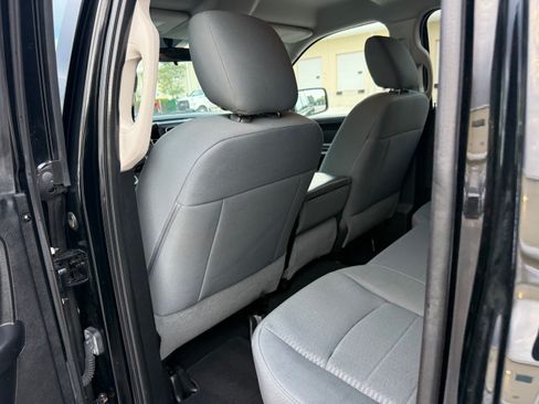 Used 2014 RAM 1500 ST RWD image 92