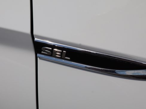 Used 2019 Volkswagen Jetta SEL FWD image 11