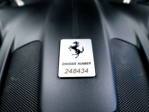Used 2020 Ferrari Portofino image 38