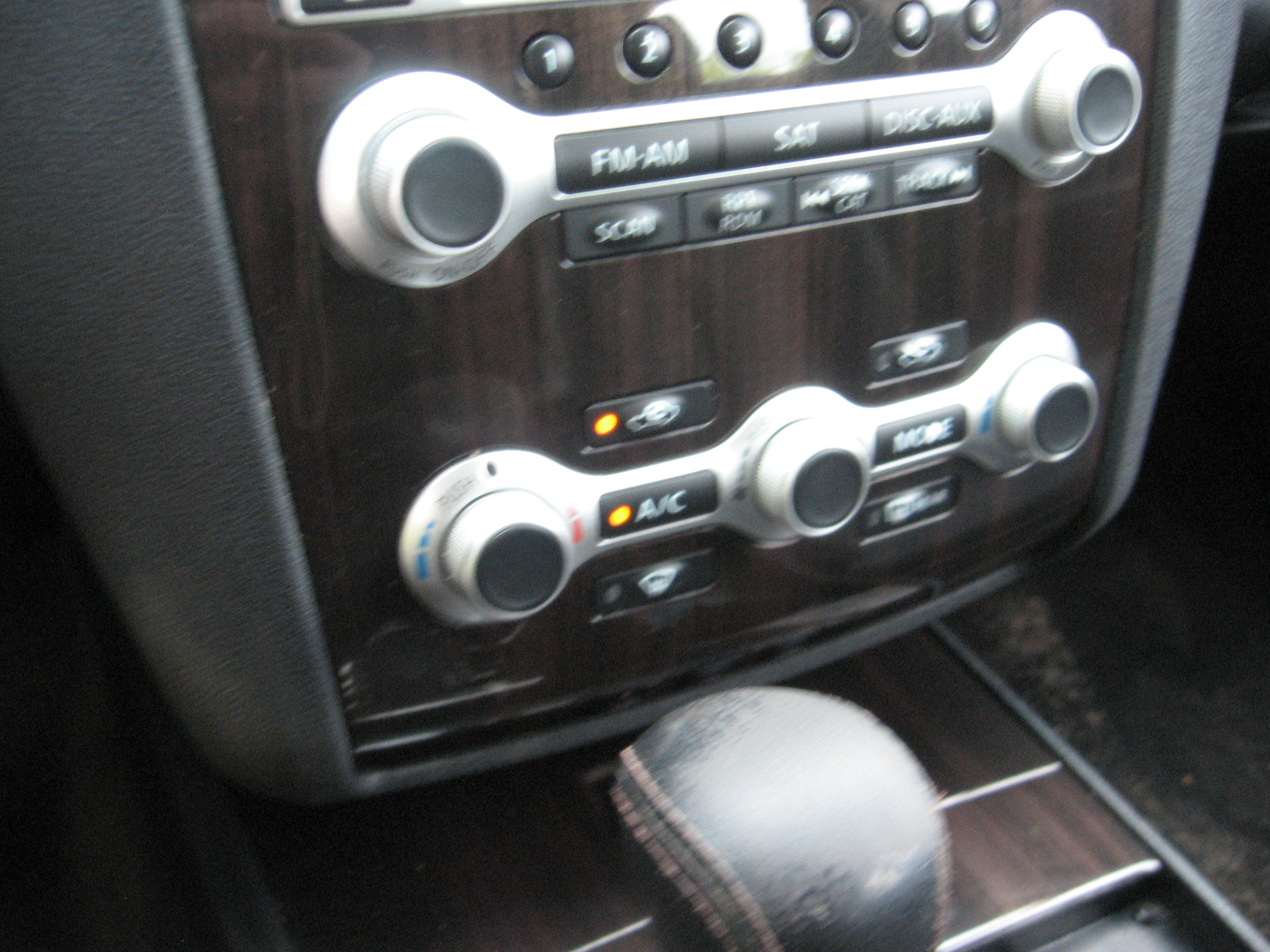 Used 2014 Nissan Maxima SV FWD image 12