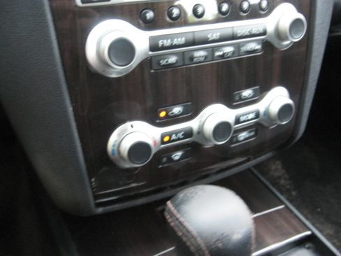 Used 2014 Nissan Maxima SV FWD image 12