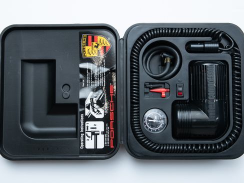 Used 1993 Porsche 911 America Roadster image 50