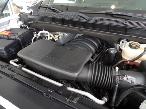 Used 2021 Chevrolet Tahoe RST image 17