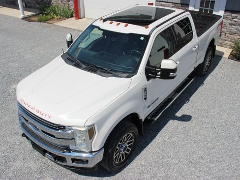 Used 2019 Ford F250 4x4 Crew Cab Super Duty image 11