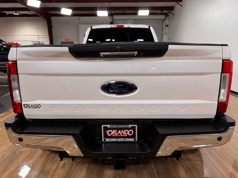 Used 2017 Ford F350 Lariat image 6