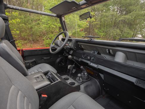 Used 1994 Land Rover Defender 90 image 22