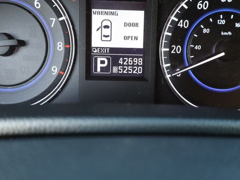 Used 2013 INFINITI G37 image 23