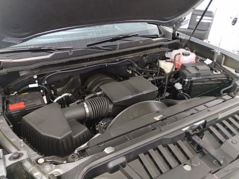 Used 2024 Chevrolet Silverado 2500 LT image 21