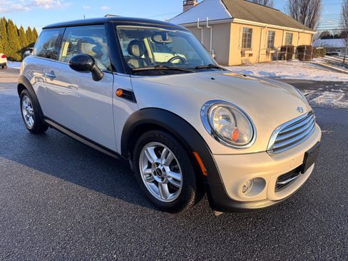 Used 2012 MINI Cooper image 4