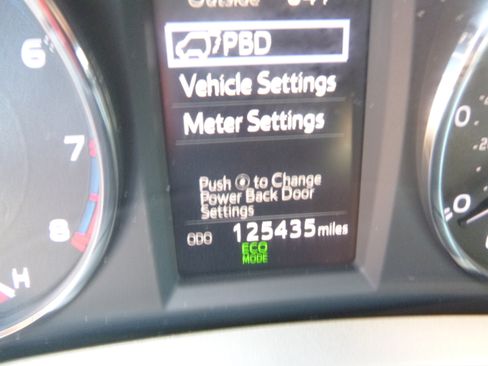 Used 2016 Toyota RAV4 XLE image 20