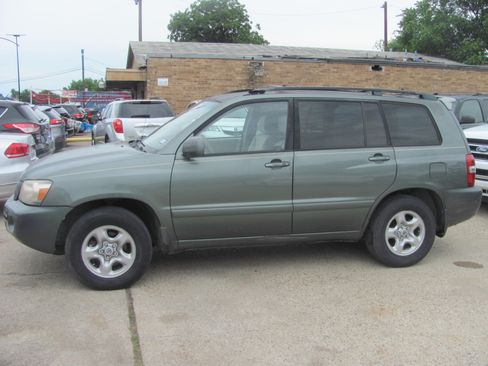 Used 2007 Toyota Highlander 2WD w/ 3rd Row image 1