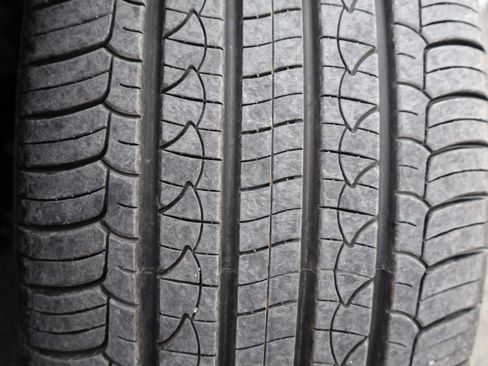 Used 2020 Toyota Corolla XSE image 28