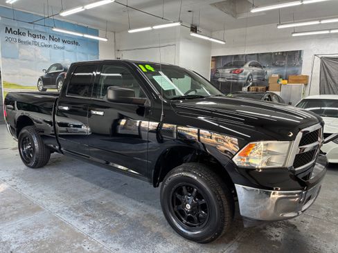 Used 2014 RAM 1500 SLT image 9