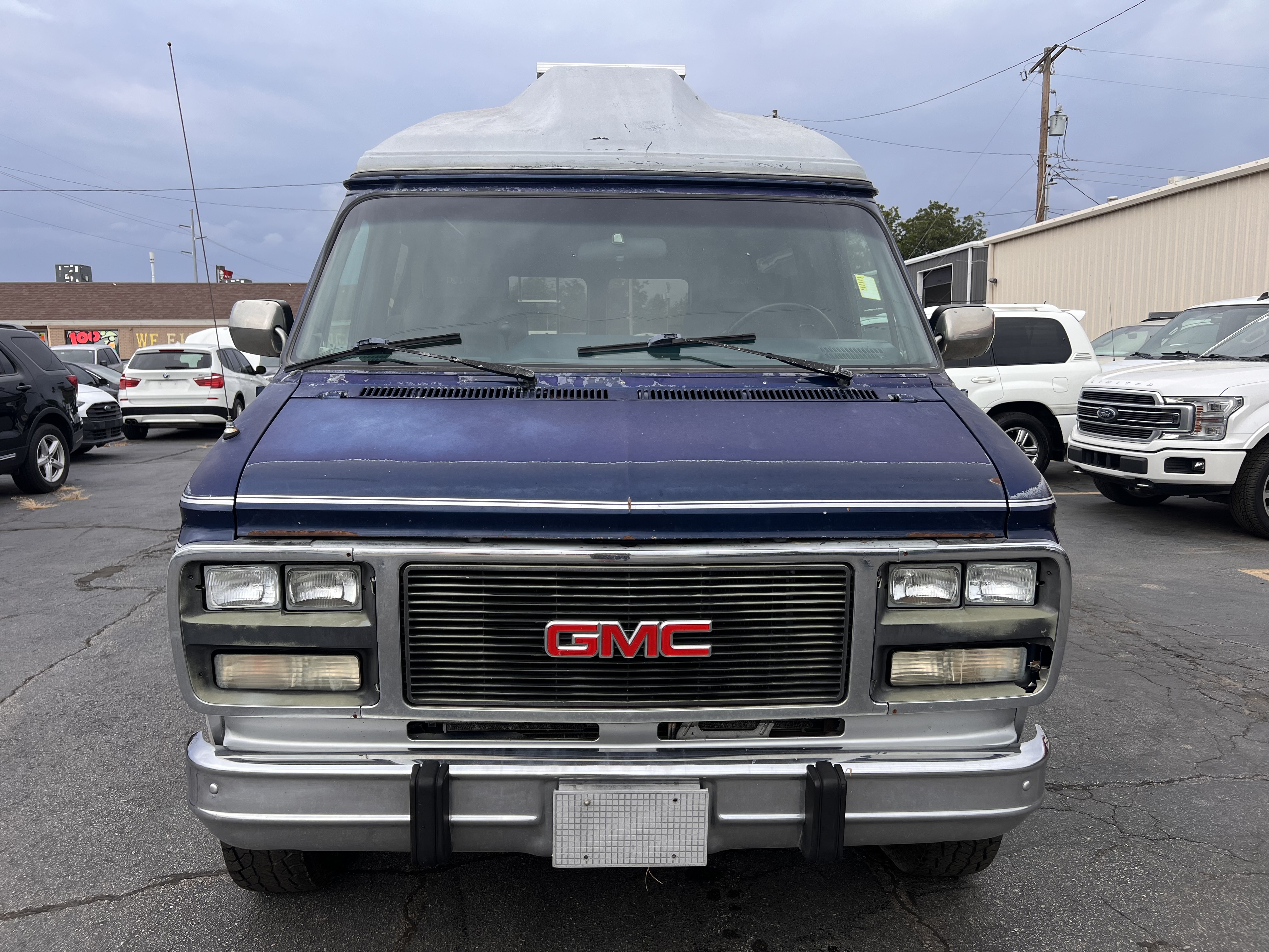 Used 1995 GMC G2500 Vandura RWD image 2