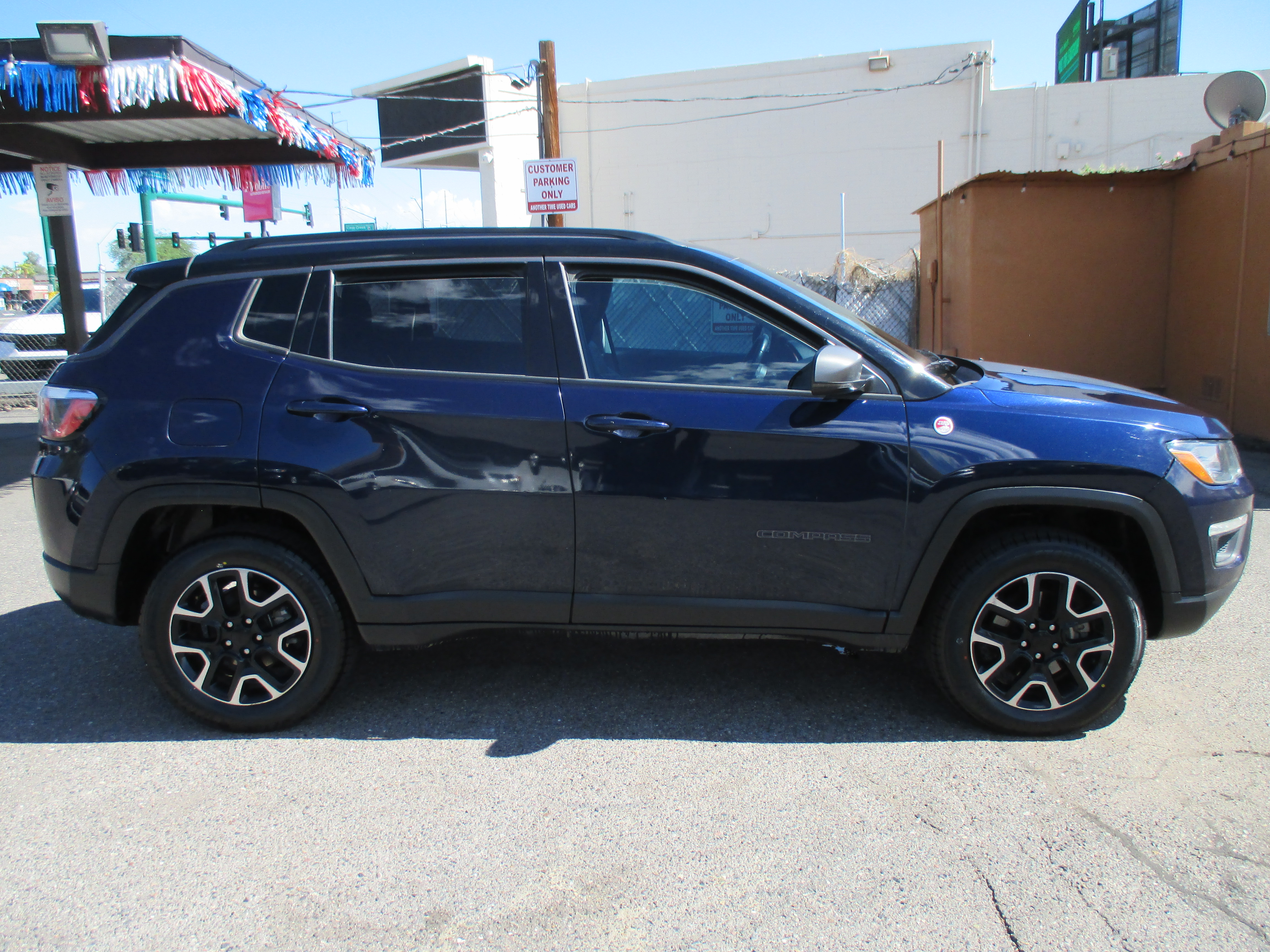 Used 2019 Jeep Compass 4WD Trailhawk image 1
