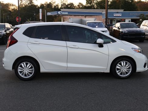 Used 2020 Honda Fit LX image 9