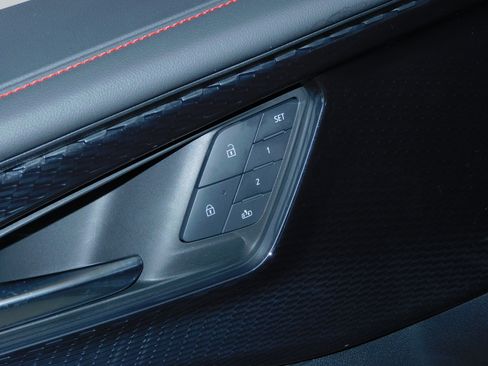 Used 2024 Chevrolet Blazer EV RS image 15