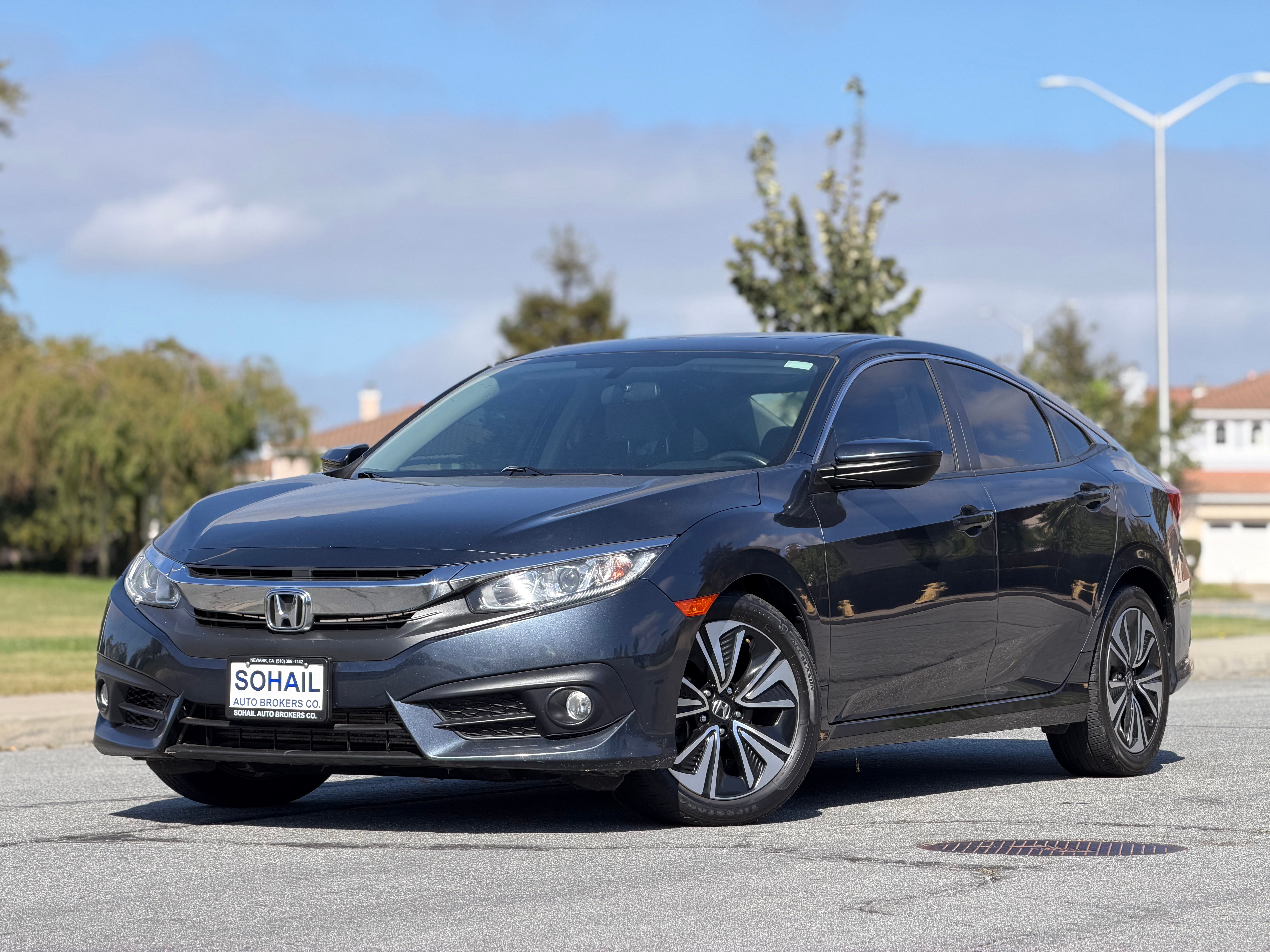 Used 2018 Honda Civic EX-T Sedan image 1