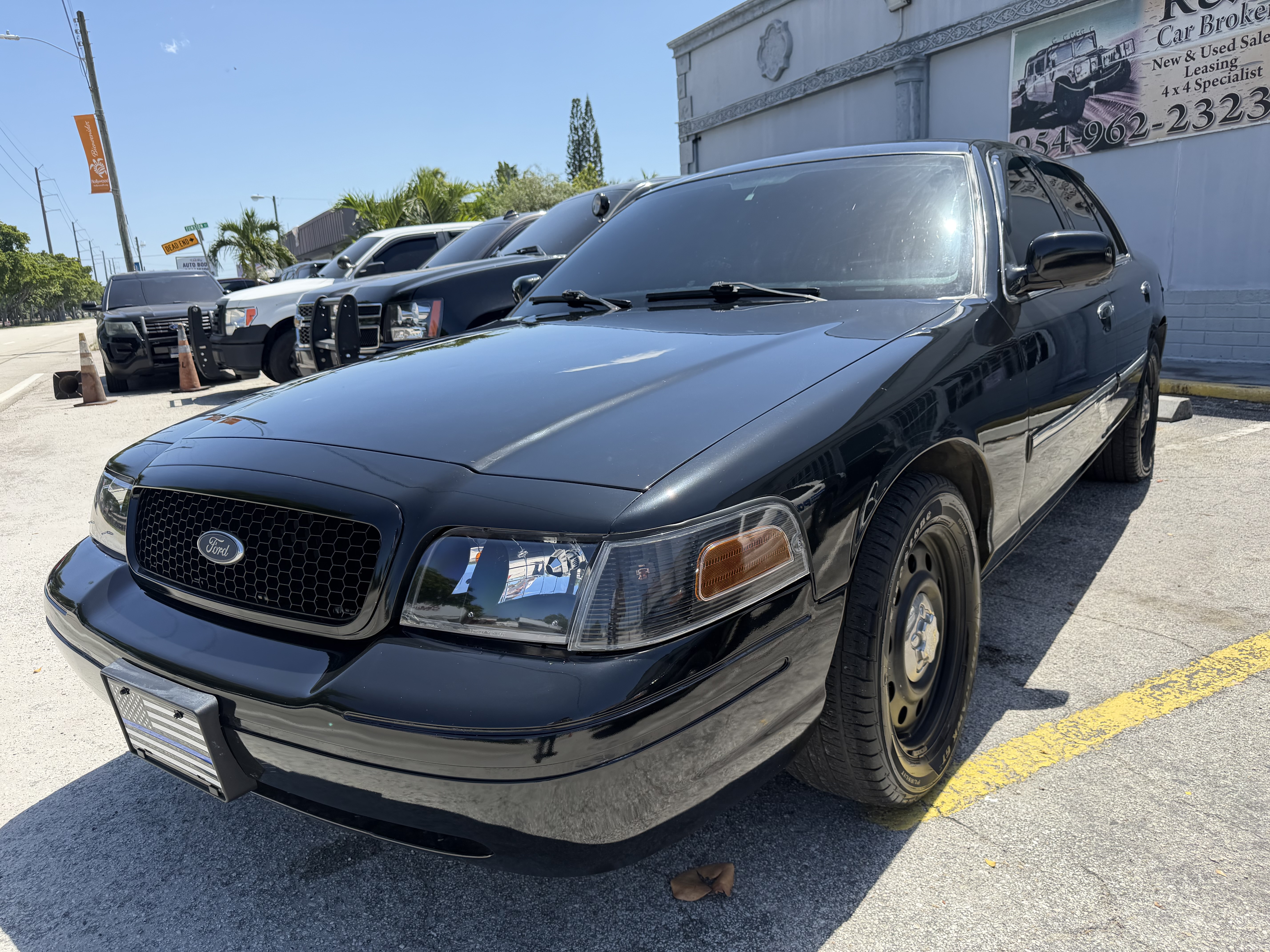 Used 2006 Ford Crown Victoria Police Interceptor RWD image 4
