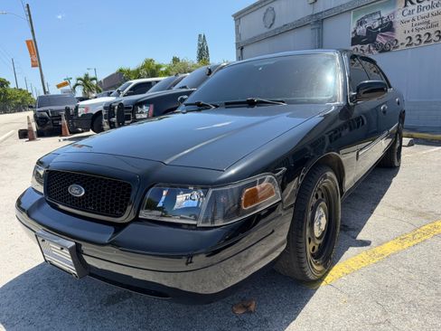 Used 2006 Ford Crown Victoria Police Interceptor RWD image 4