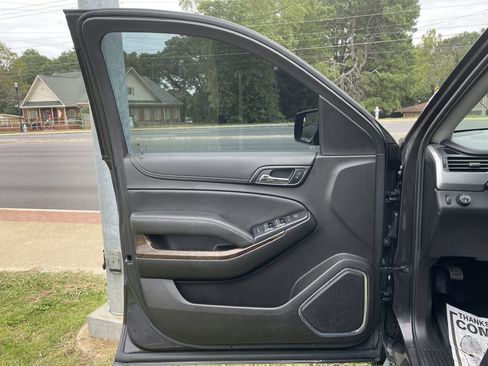 Used 2017 Chevrolet Tahoe POLICE w/ Remote Keyless Entry Package image 18